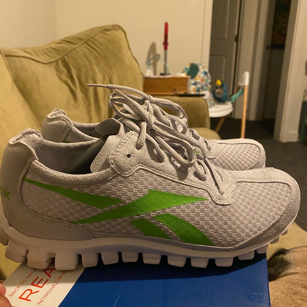 Reebok realflex shoes